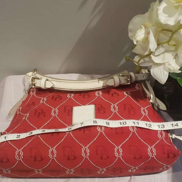 ❣️💫MARK DOWN💫❣️Dooney & Bourke Bag - Picture 9 of 10